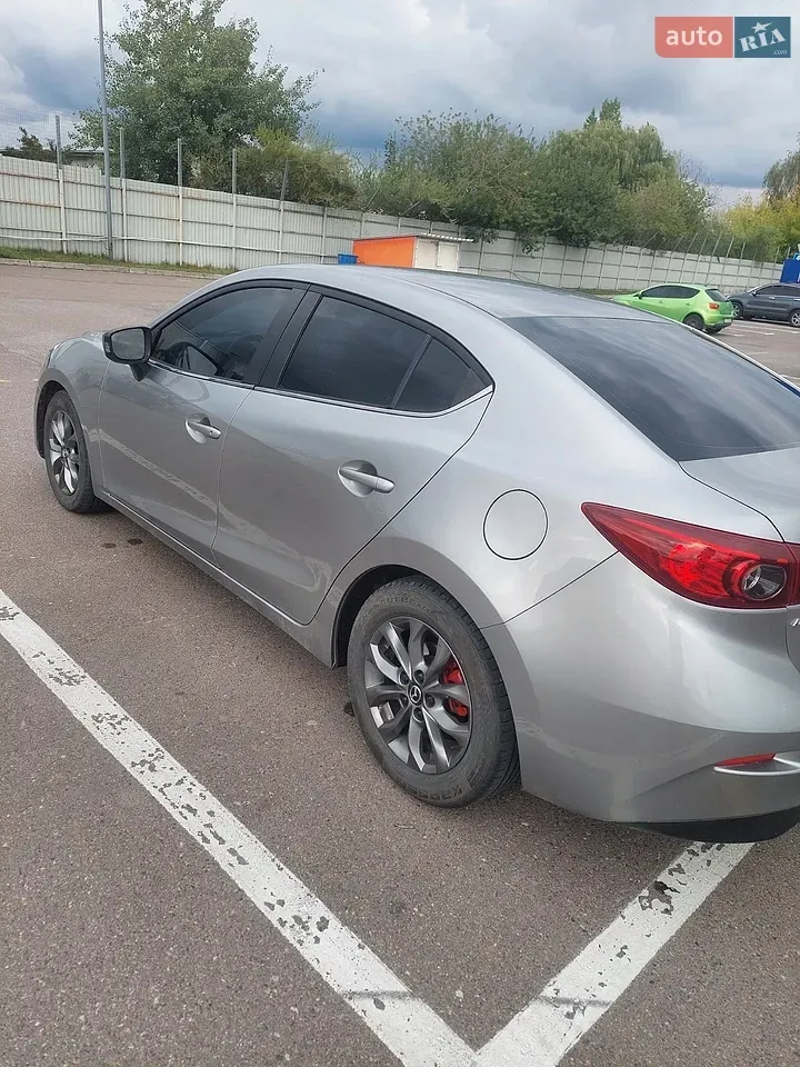 Mazda 3 2015 photo 3