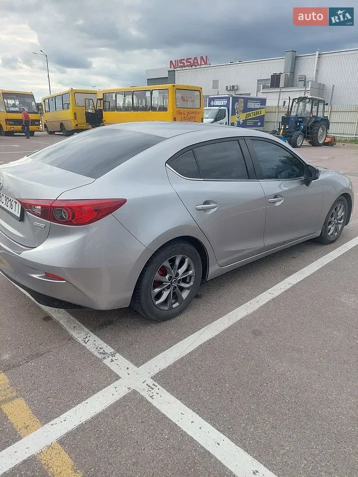 Mazda 3 2015 photo 4