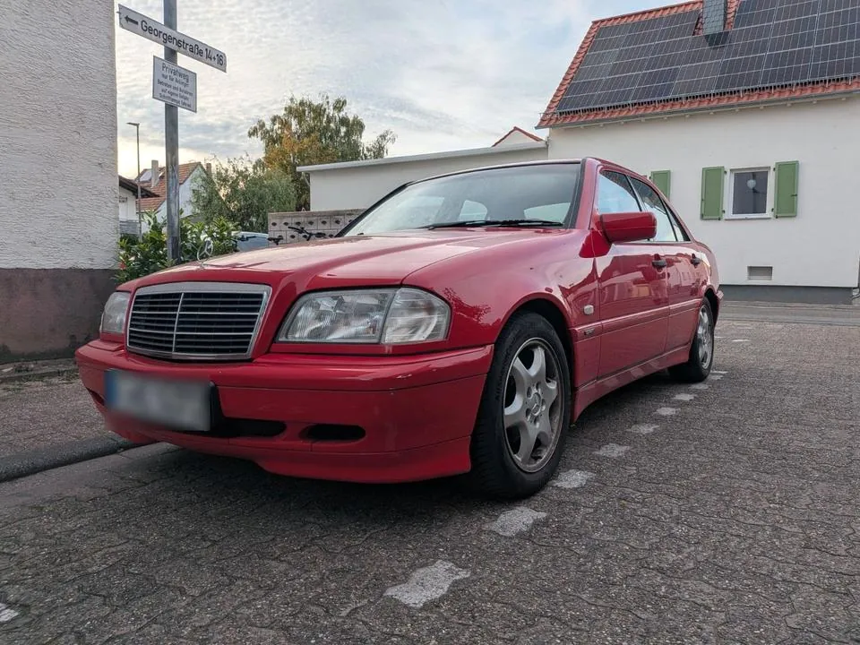 Mercedes-Benz C 180