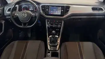 Volkswagen T-Roc 2021 photo 3
