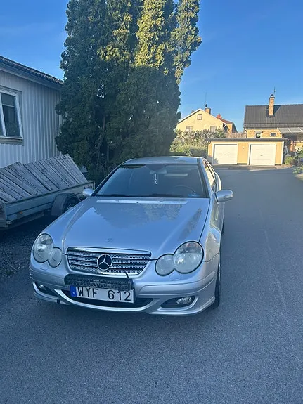 Mercedes-Benz C160
