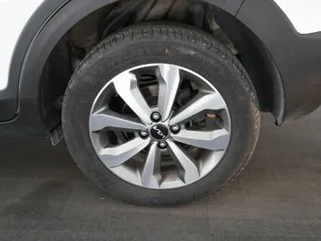 Kia Stonic 2025 photo 3