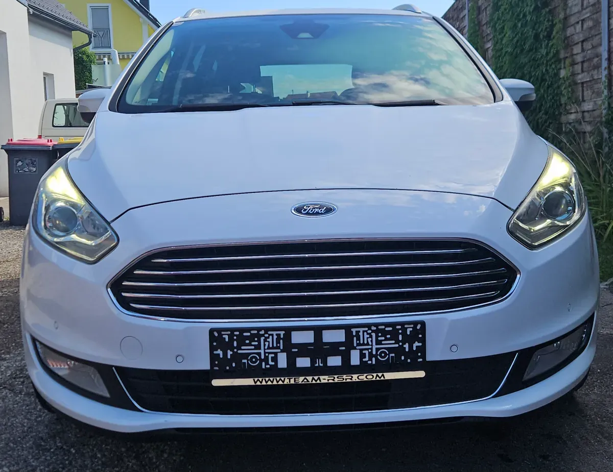 Ford Galaxy 2016 photo 2