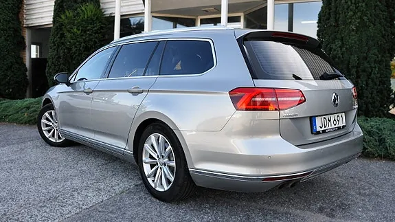 Volkswagen Passat 2016 photo 4