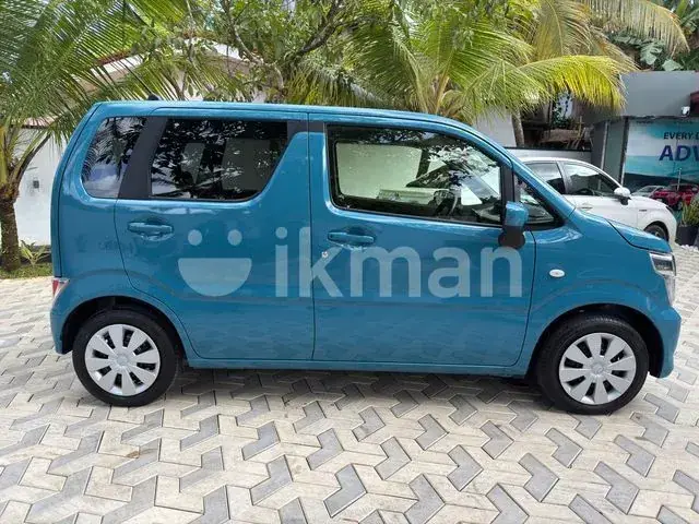Suzuki Wagon R Fx 2024 photo 2