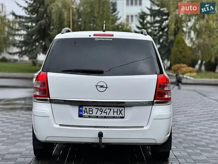 Opel Zafira 2011 photo 5