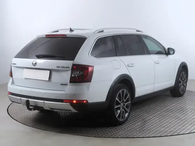 Skoda Octavia 2018 photo 4