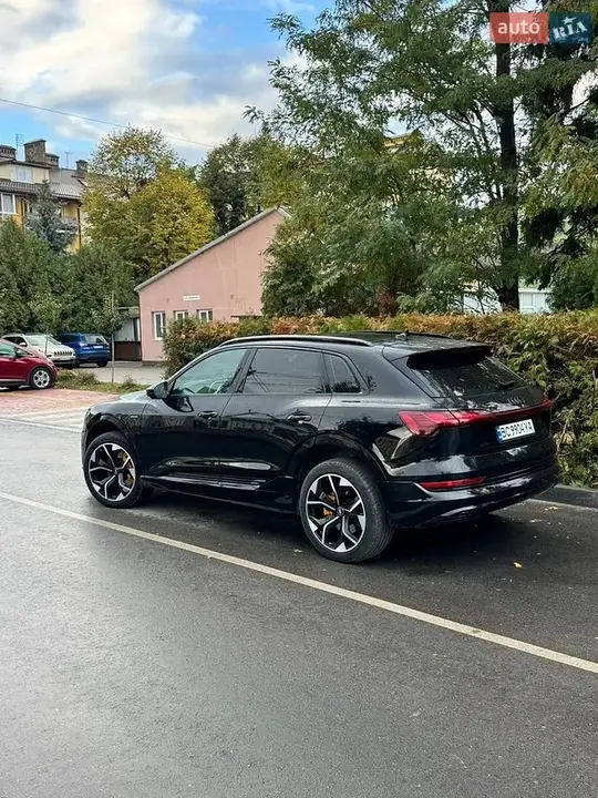Audi E-Tron 2019 photo 2