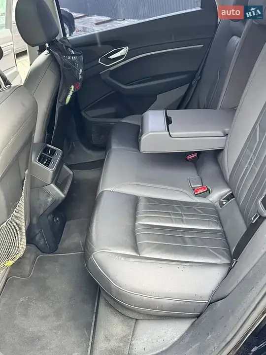Audi E-Tron 2019 photo 3