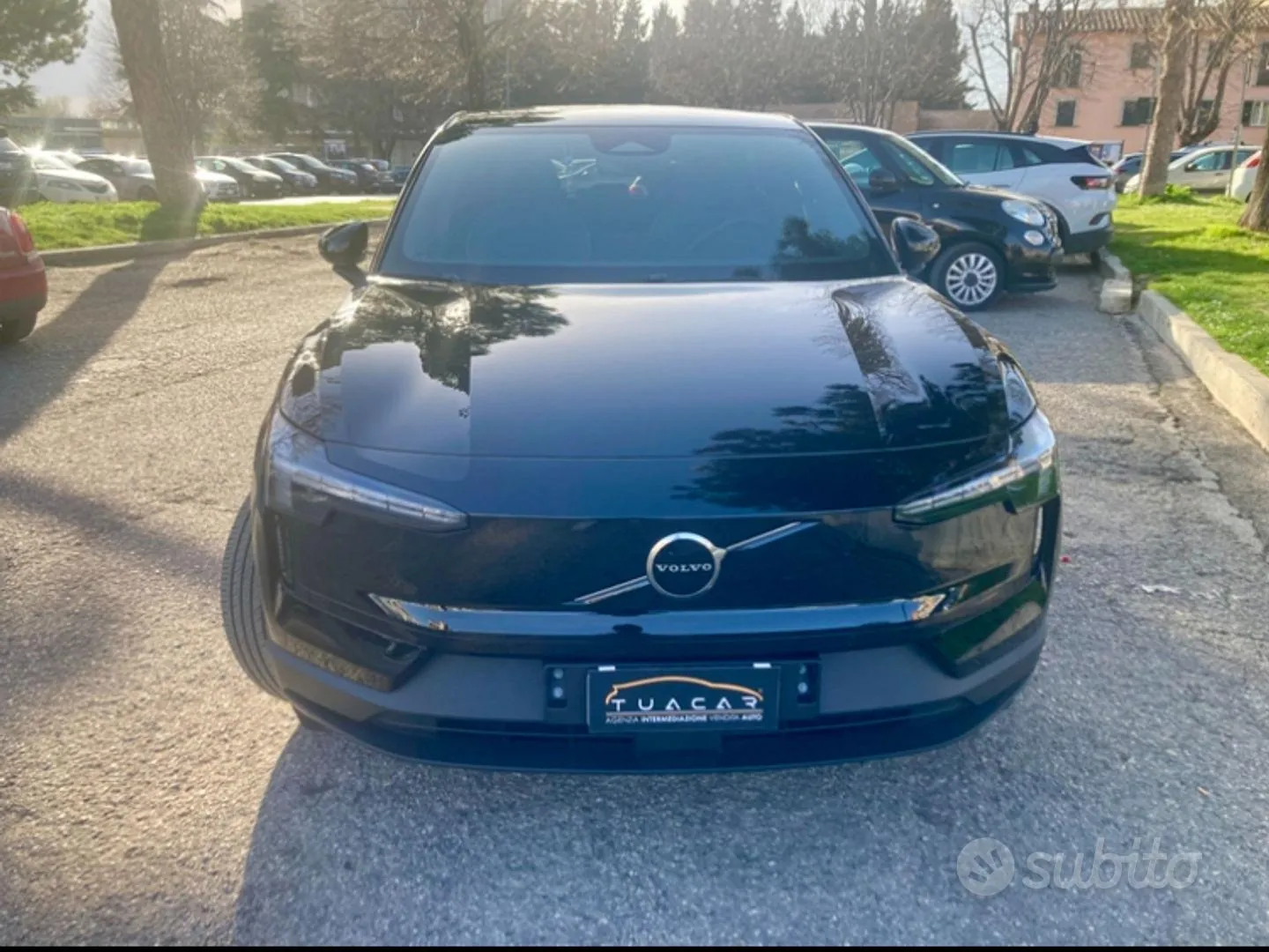 Volvo Ex30 2025 photo 2