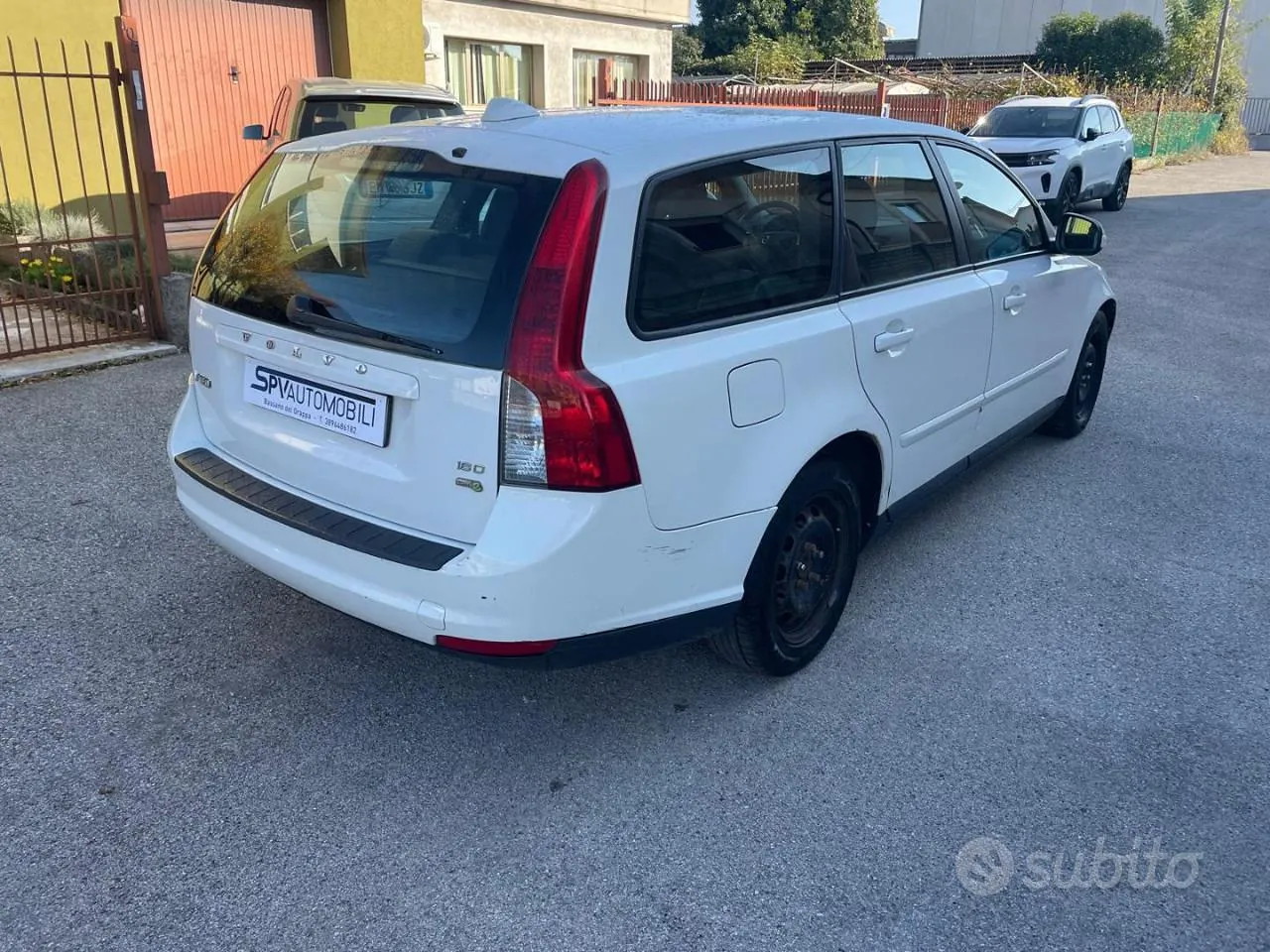Volvo V50 2009 photo 3