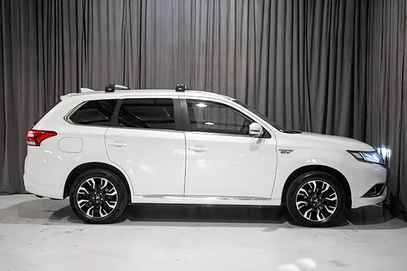 Mitsubishi Outlander 2017 photo 4