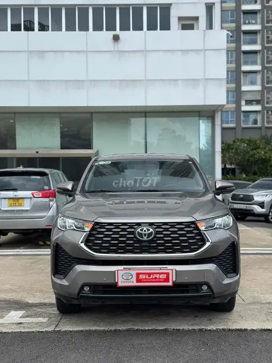 Toyota Innova Cross 2025 photo 2