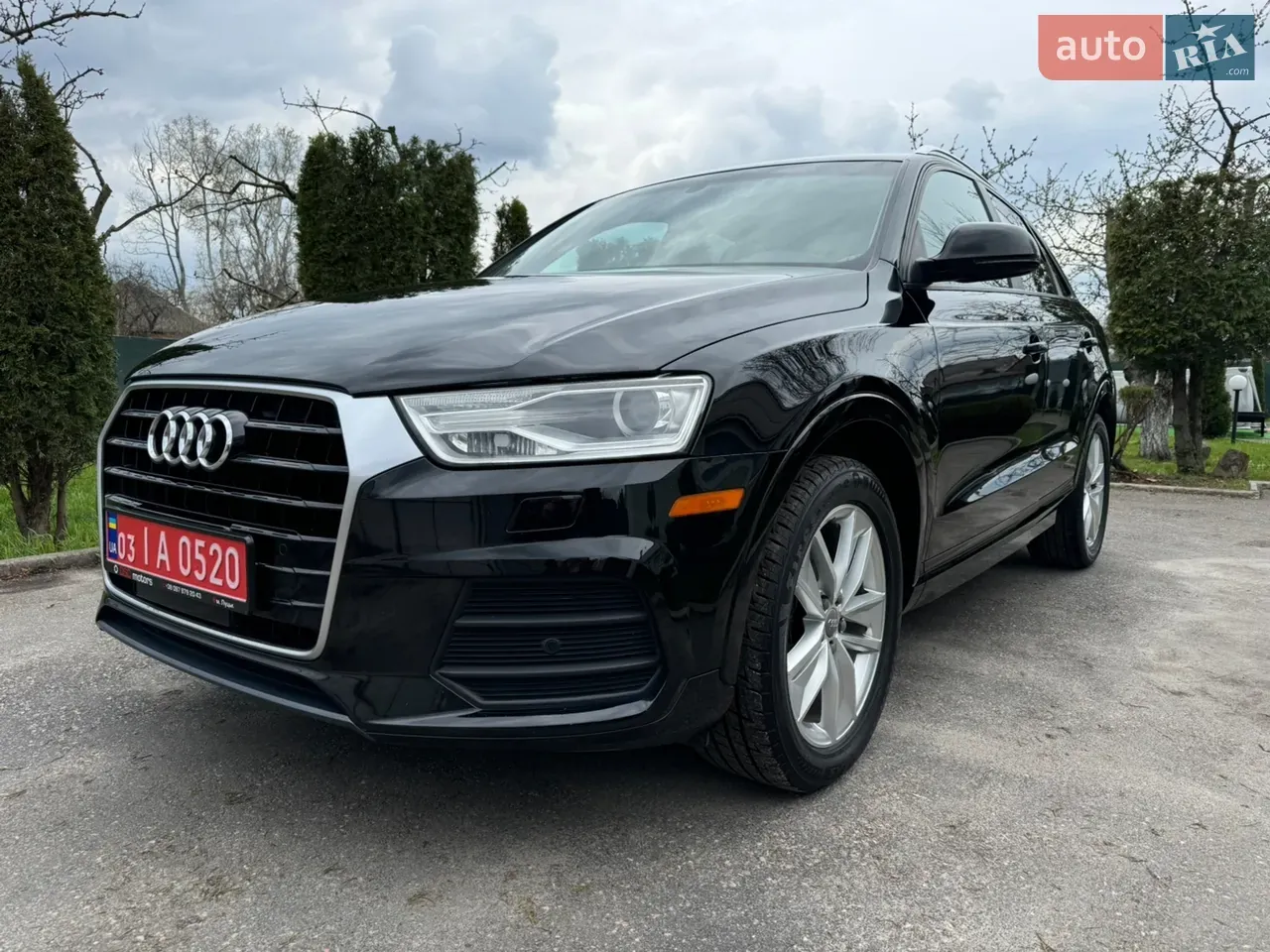 Audi Q3 2017 photo 2
