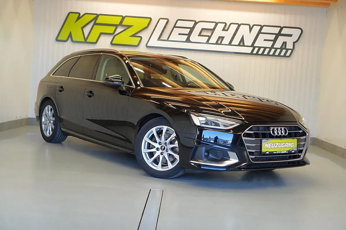 Audi A4 2023 photo 3