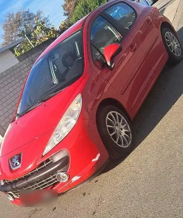 Peugeot 207