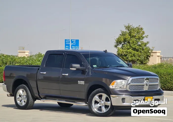 Dodge Ram Laramie 2018 photo 2