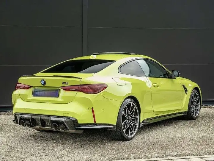 BMW M4 2025 photo 3