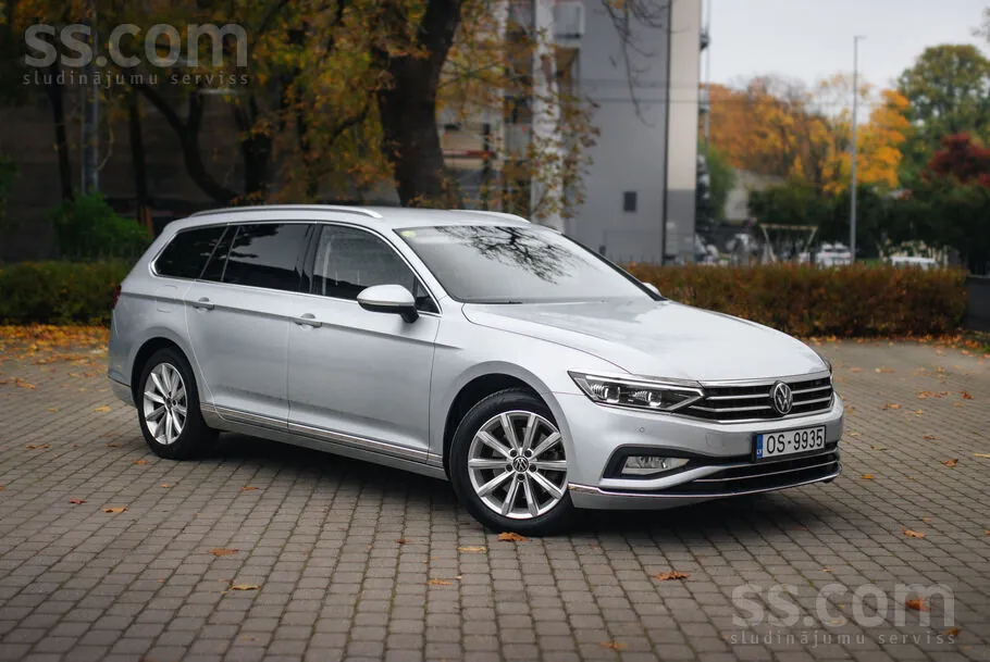 Volkswagen Passat 2022 photo 2