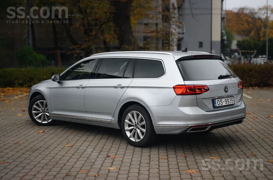 Volkswagen Passat 2022 photo 4