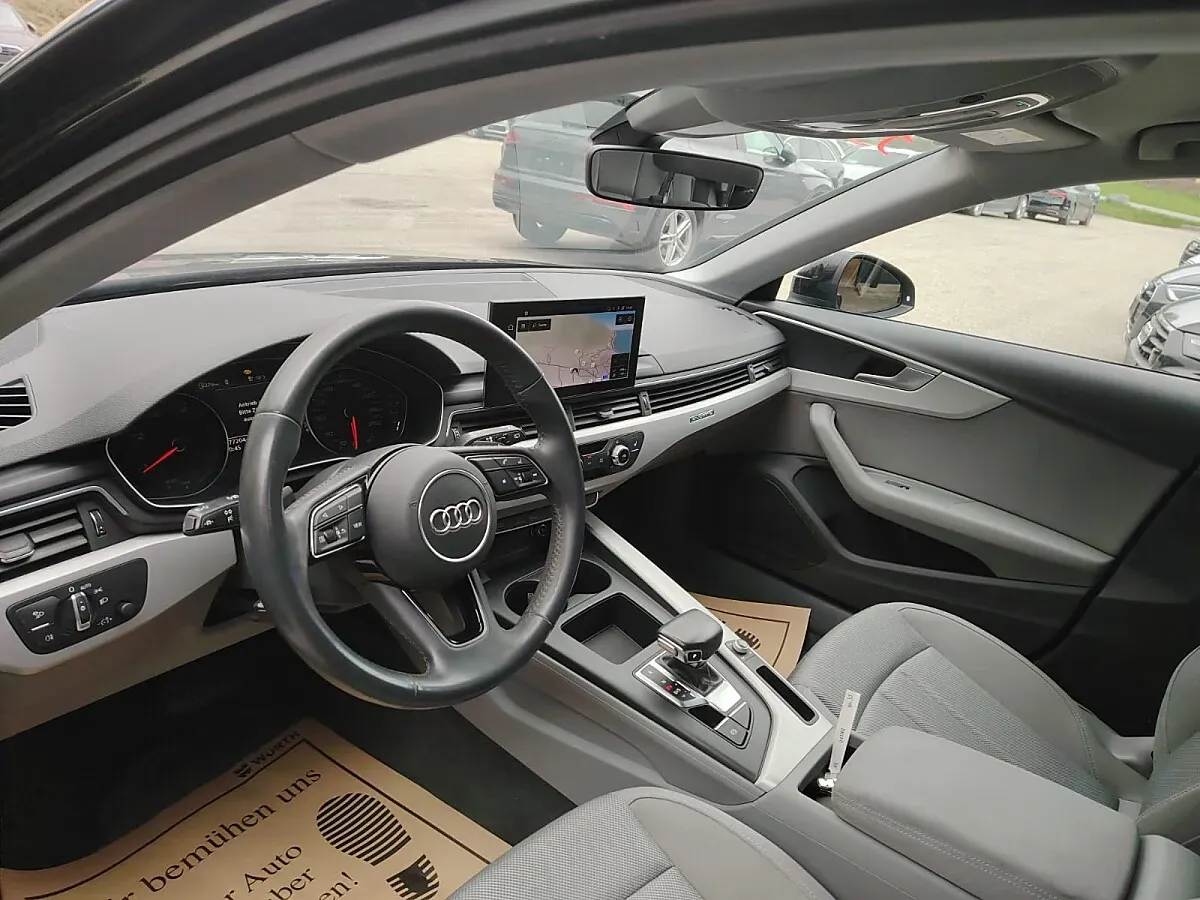 Audi A4 2019 photo 3