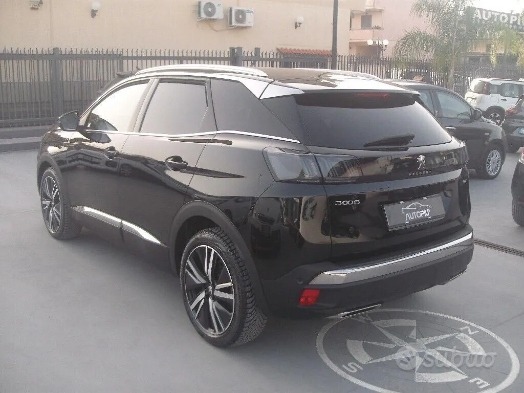 Peugeot 3008 2022 photo 3
