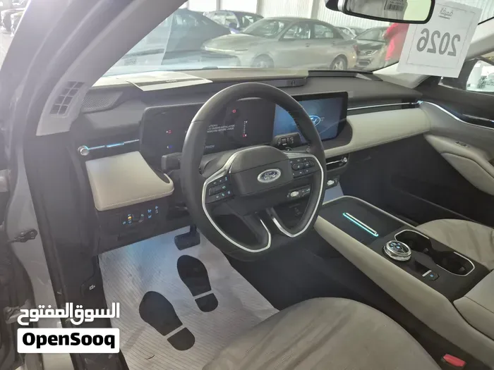 Ford Taurus 2026 photo 4