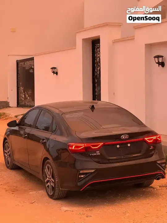Kia Forte 2021 photo 3