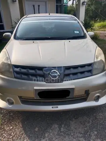 Nissan Grand Livina