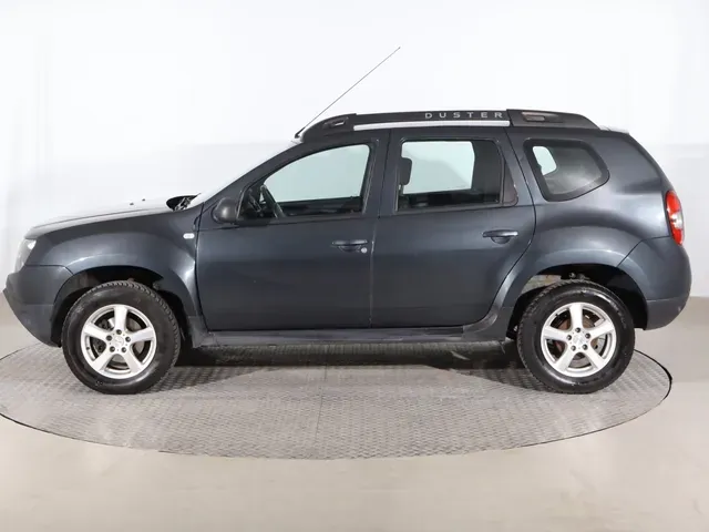 Dacia Duster 2014 photo 2