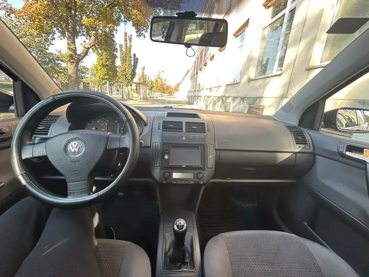 Volkswagen Polo 2007 photo 3