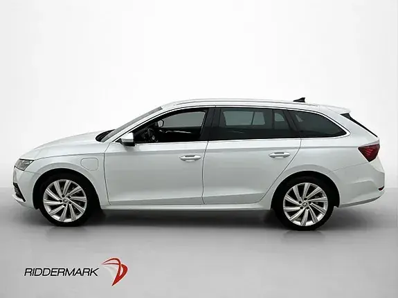 Skoda Octavia 2021 photo 4