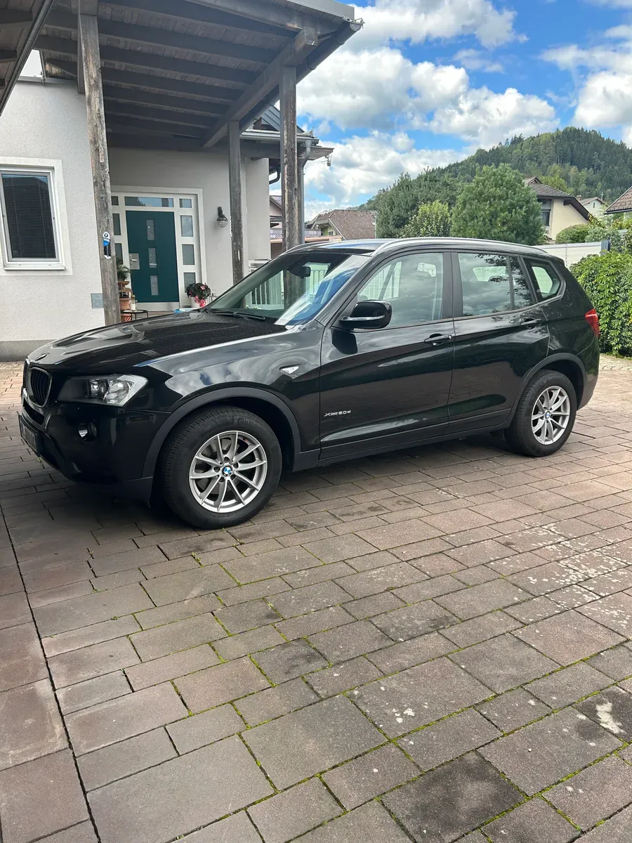 BMW X3 2012 photo 2