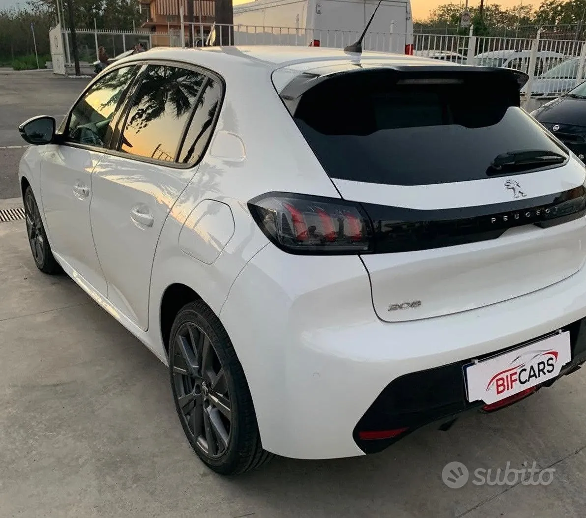 Peugeot 208 2021 photo 5