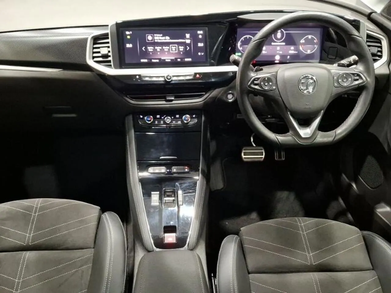 Vauxhall Grandland 2023 photo 3
