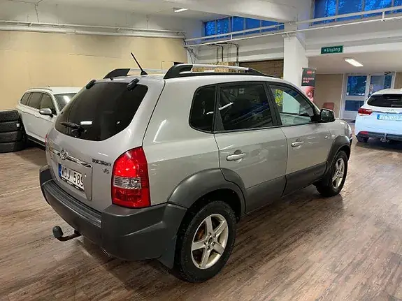 Hyundai Tucson 2005 photo 4