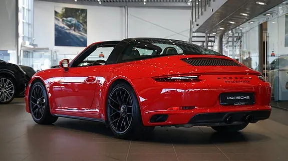 Porsche 911 Targa 4 Gts 2018 photo 2