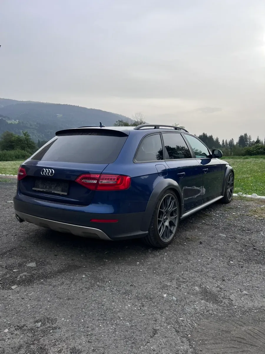 Audi A4 Allroad 2013 photo 3