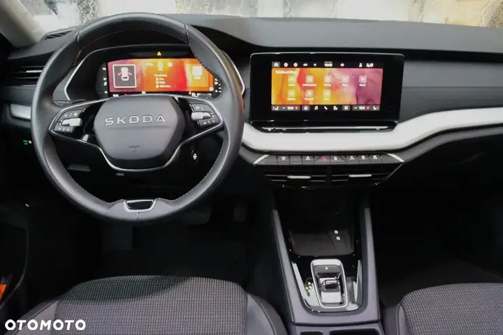 Skoda Octavia 2025 photo 4