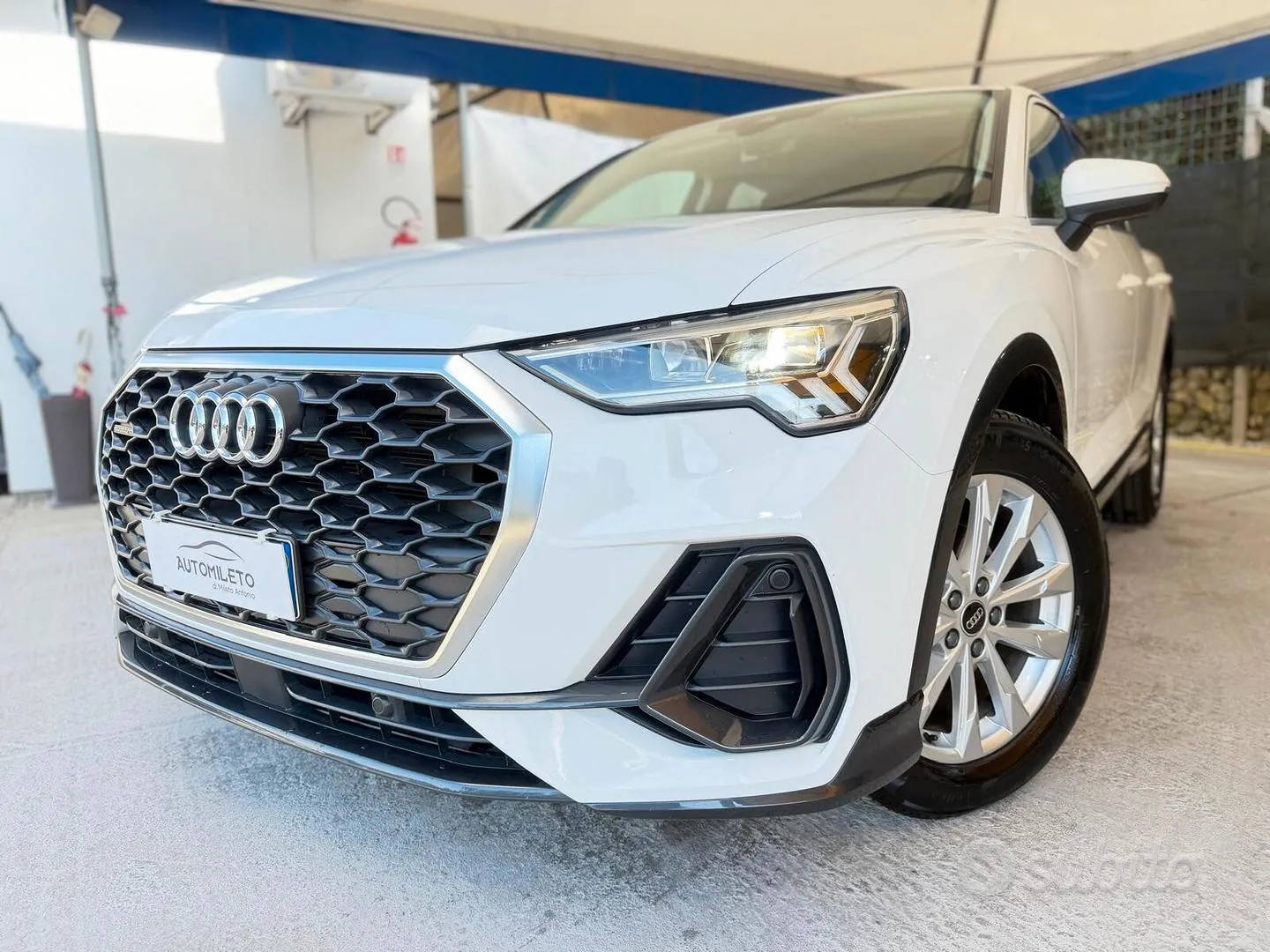 Audi Q3 2022 photo 2