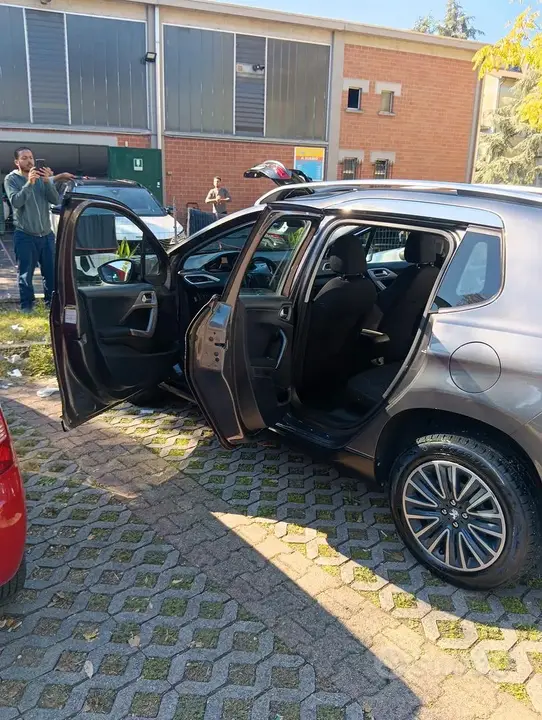 Peugeot 2008 2015 photo 4