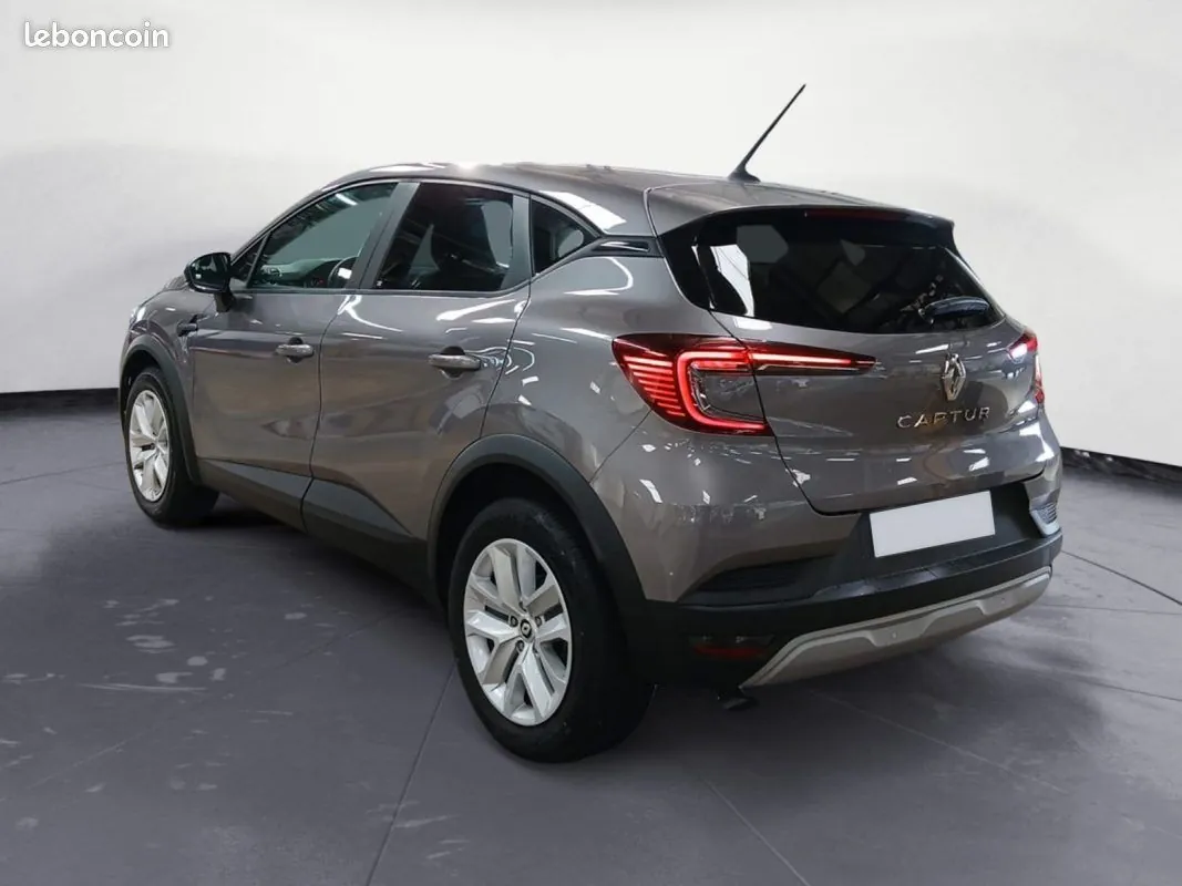 Renault Captur 2024 photo 3