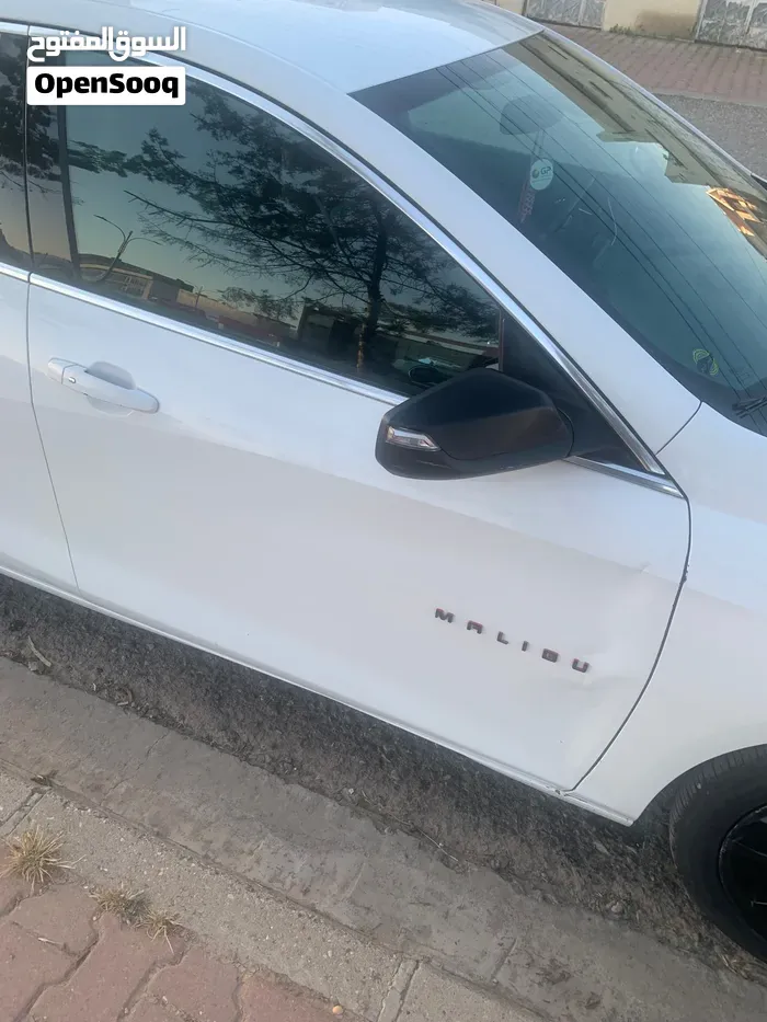 Chevrolet Malibu 2018 photo 3