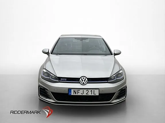 Volkswagen Golf 2020 photo 2