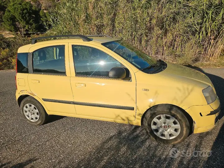 Fiat Panda 2010 photo 2