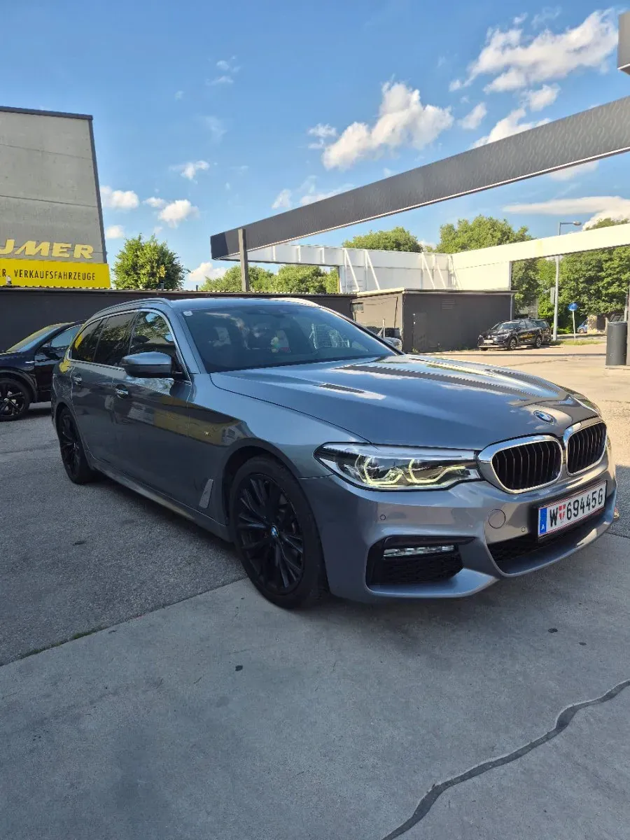 BMW 5 Series 2018 photo 2