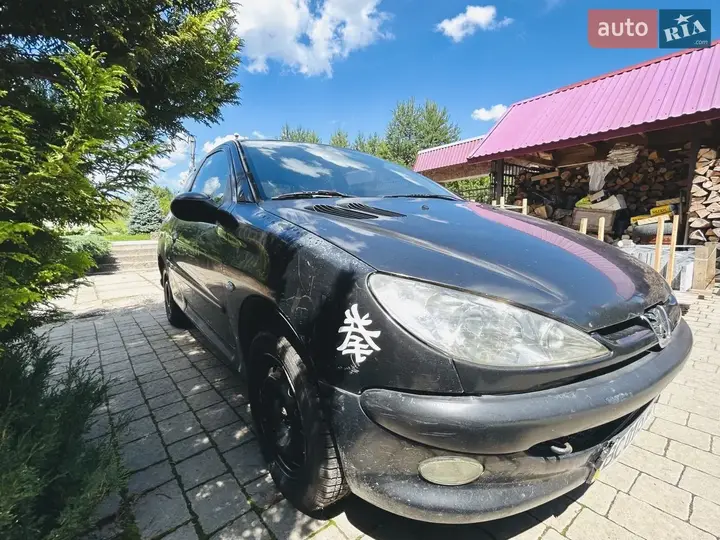 Peugeot 206 2004 photo 2