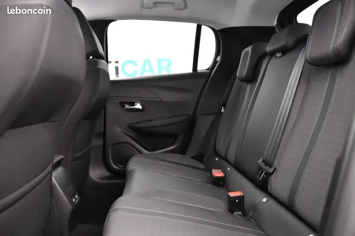 Peugeot 208 2022 photo 4