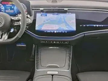 Mercedes-Benz E-Class 2025 photo 3