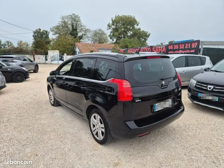 Peugeot 5008 2015 photo 2